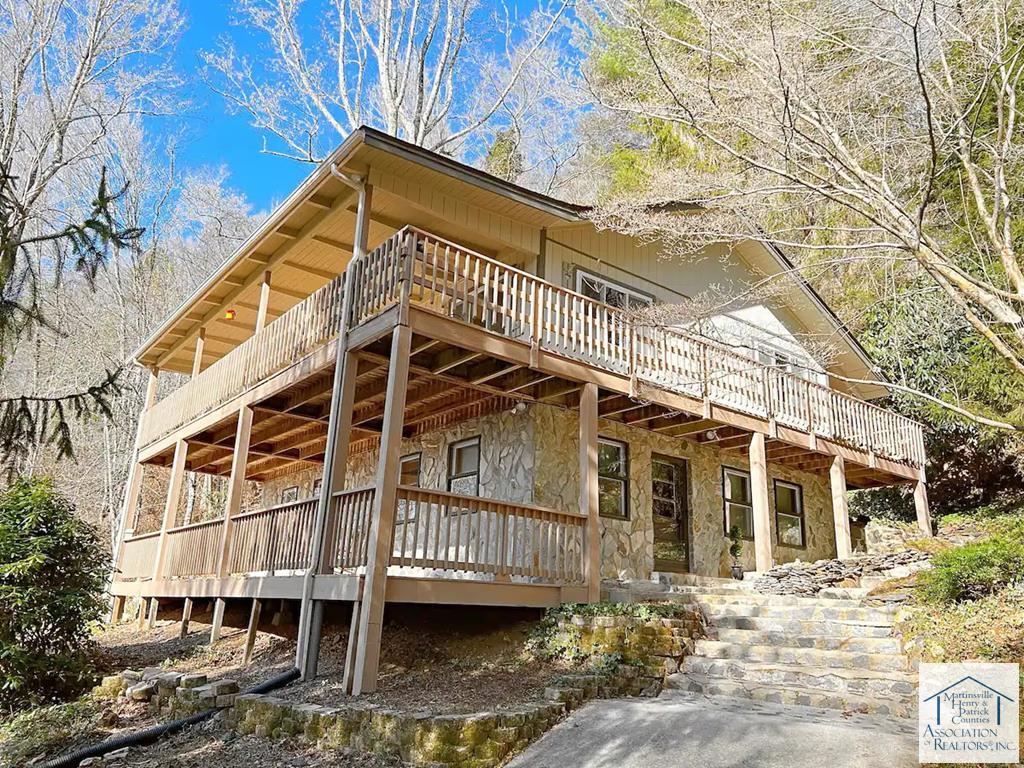 196 Azalea Drive SW Meadows of Dan