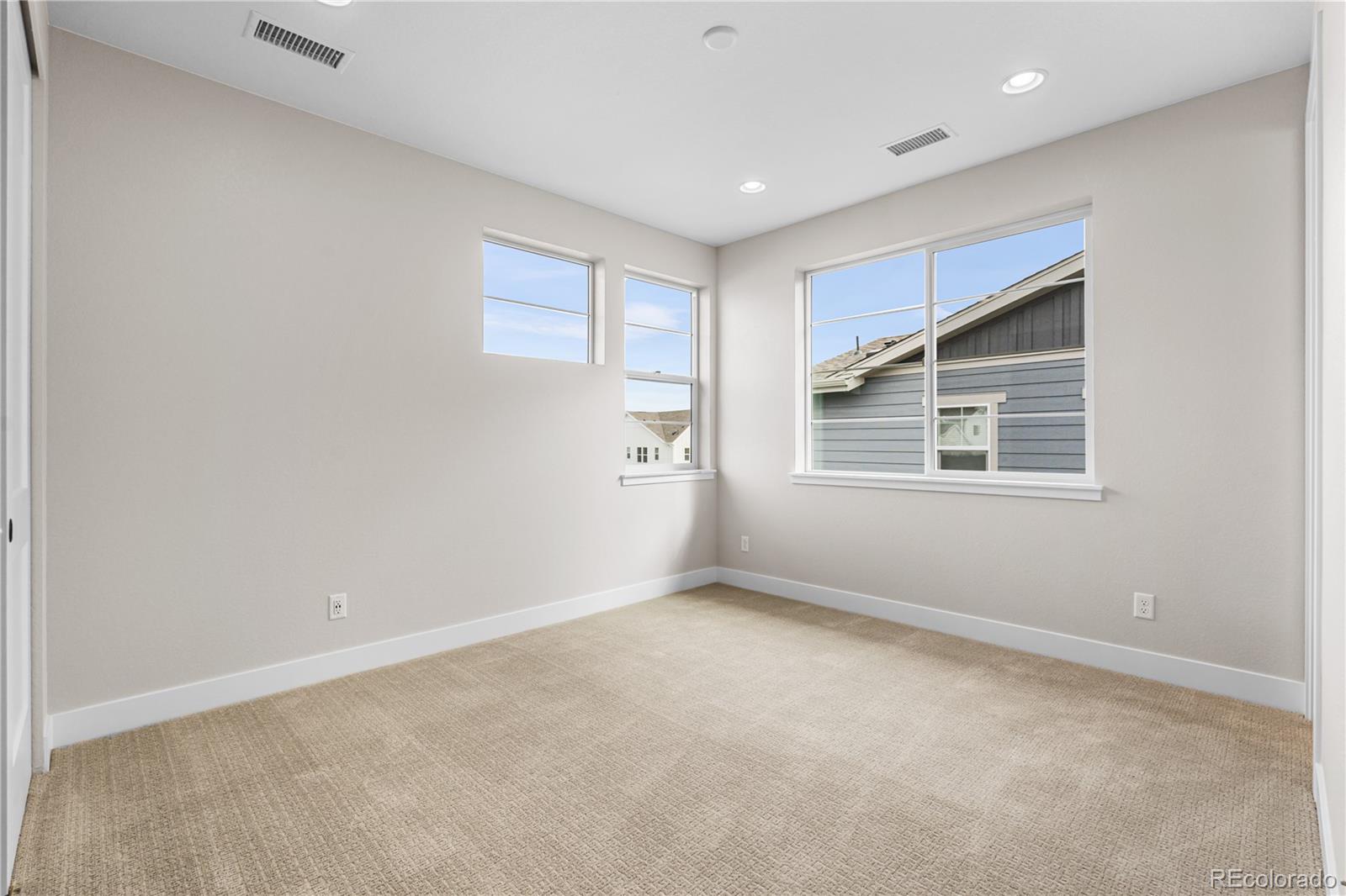 6529 Still Pine Circle