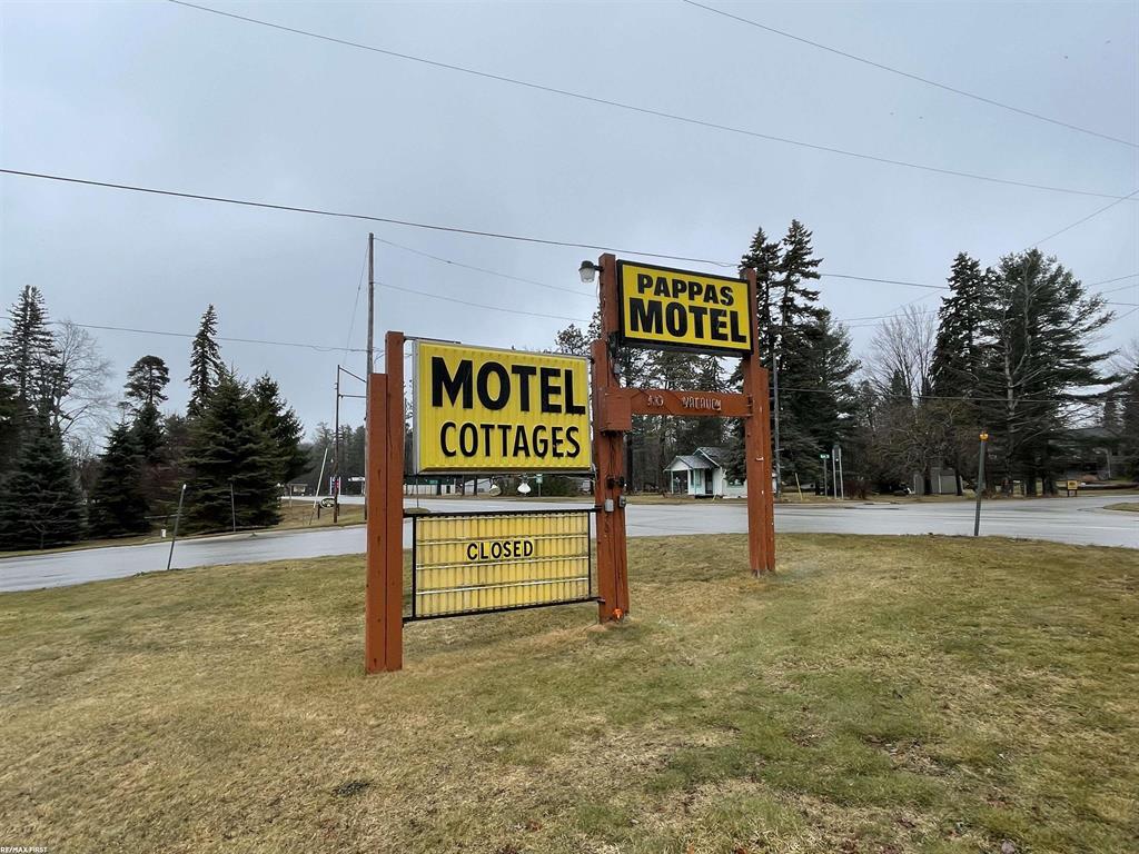 Outstanding Waterfront Property with 9 Rental Units. 6-1 Bedroom Motel Rooms, 2 Separate Cottages, Mobile Home, 1620 SqFt Home w/Basement, Storage Shed and 3 Car Garage All on a 100ft Waterfront Beach.  Family Owned for approx 39 years, Spectacular Private Lot, Super Clean Throughout & Turn Key Ready for the new owners. (Roof 2012). Rentals are Fully Furnished, All Units are Hardwired for Wi-Fi - the Internet Cable runs from the main house underground to each rental unit.