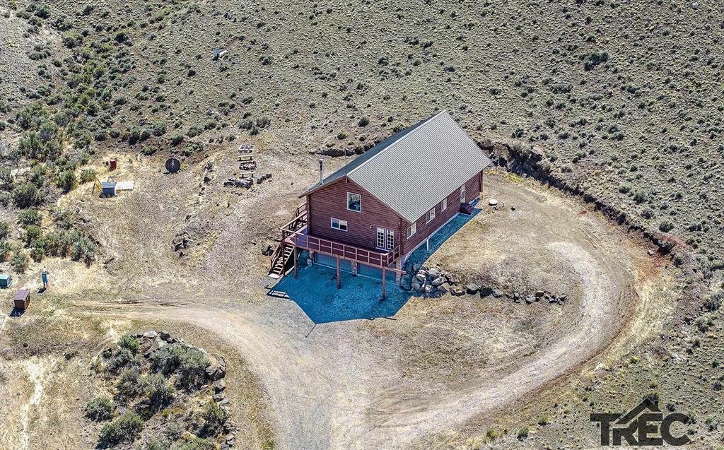 4 Whit Creek Rd