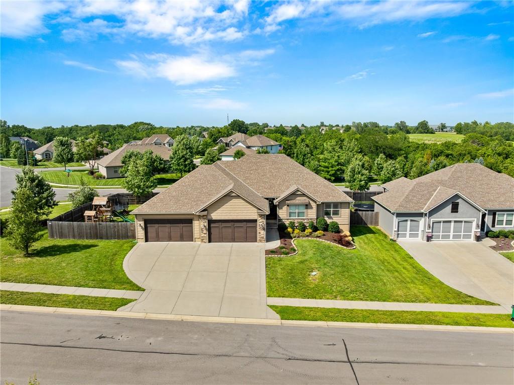 9300 SW Tsunami Court