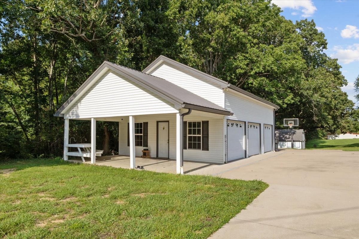 1015 Garners Creek Rd