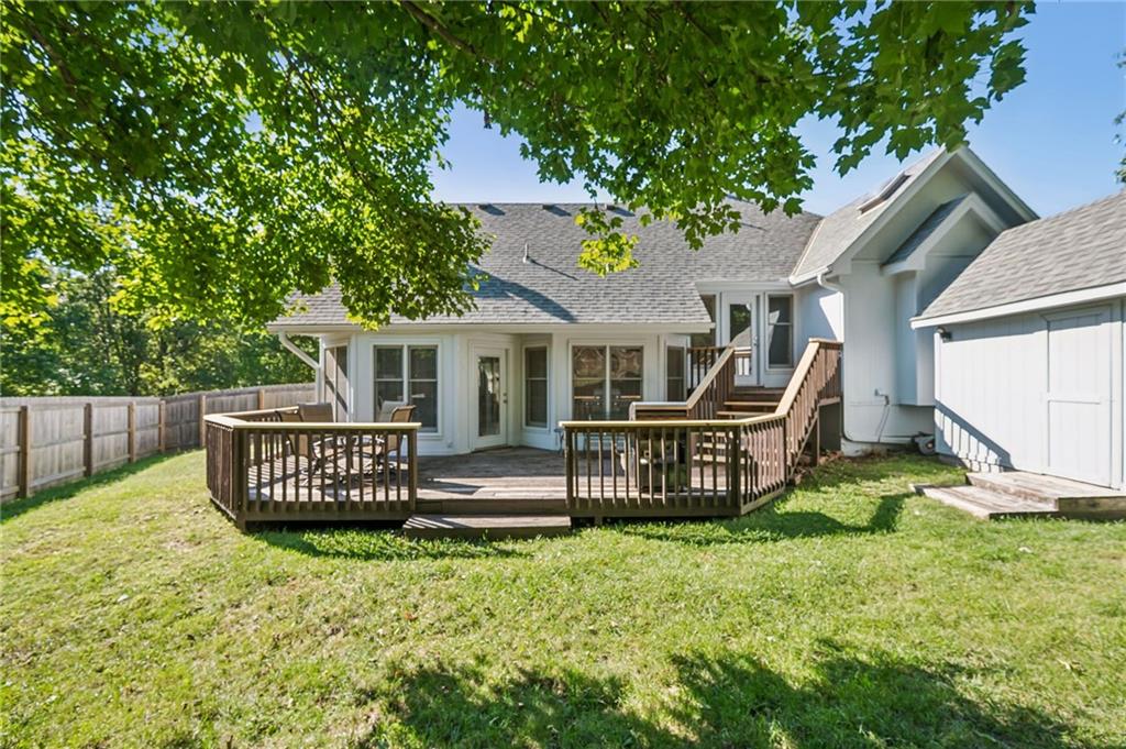 1507 Amesbury Avenue