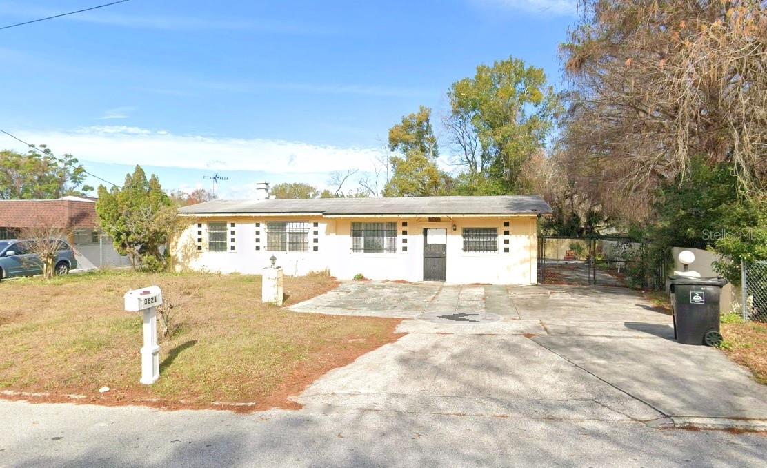 Investor opportunity in Washington Shores with strong upside potential. Concrete block home situated on a large lot in an established area with continued growth and redevelopment. Ideal for investors or buyers looking for a project with value-add potential.Property currently has limited access—exterior viewing only at this time. Interior condition is unknown. Being sold as-is. Buyer to verify all information and condition.Priced for a quick sale. Cash or renovation financing preferred.