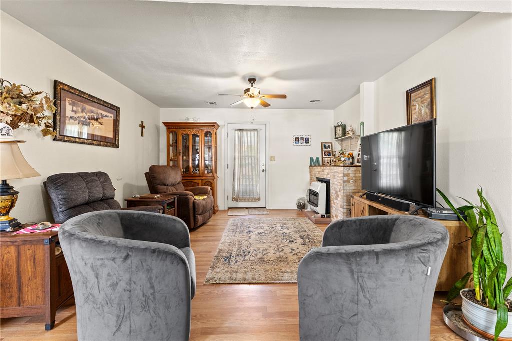24062 E 990 Road