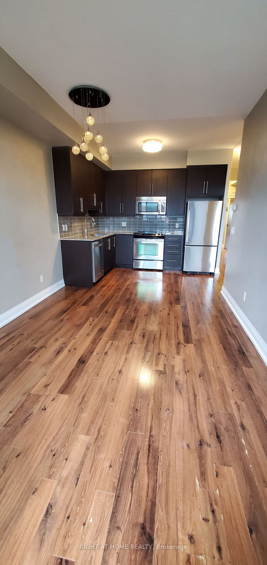 75 North Park Rd 812