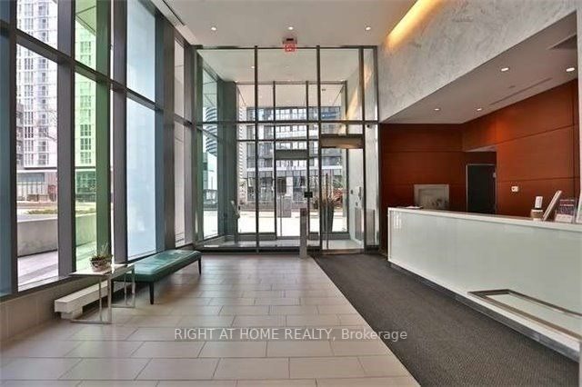 170 Fort York Blvd 1504
