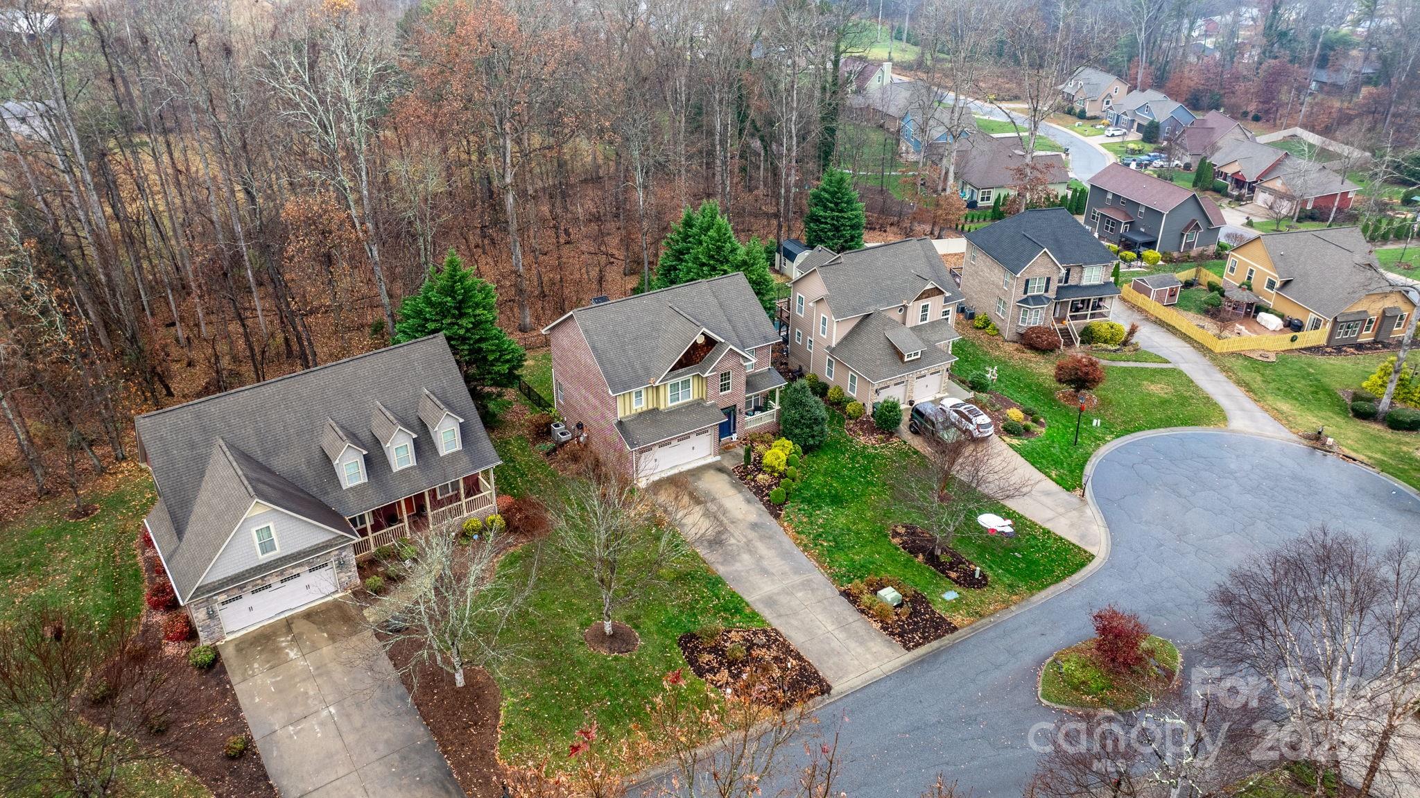 107 Maplewood Court