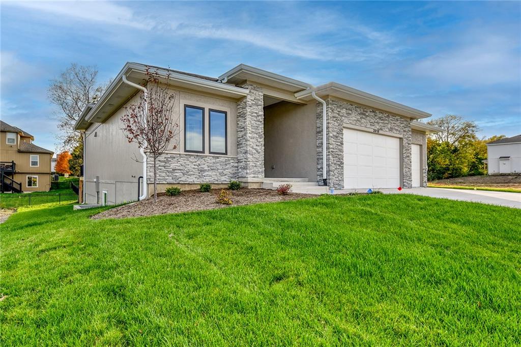 3916 SW Flintrock Drive
