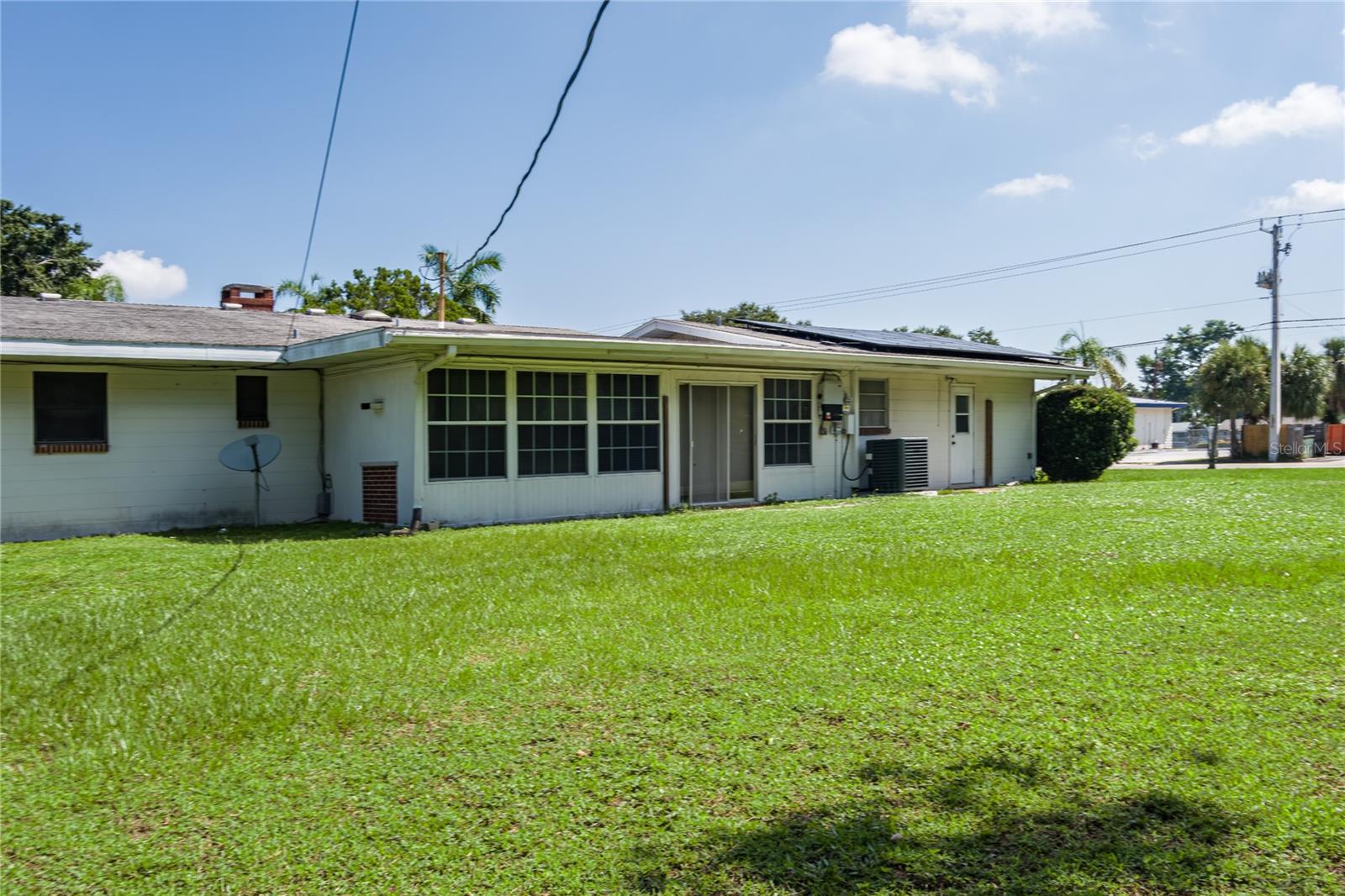 2605 27th Avenue Drive W