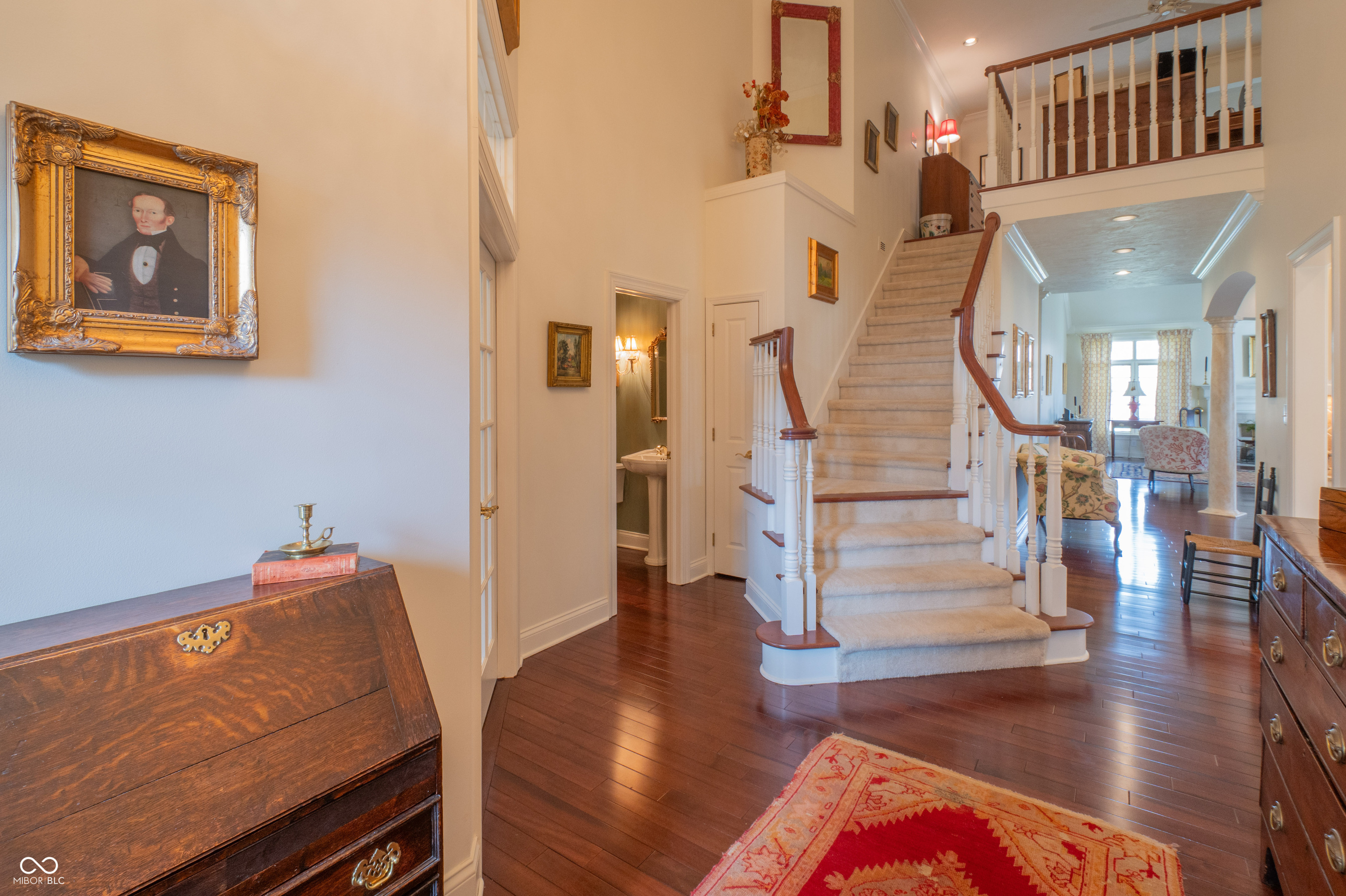 1700 Pathway Drive S