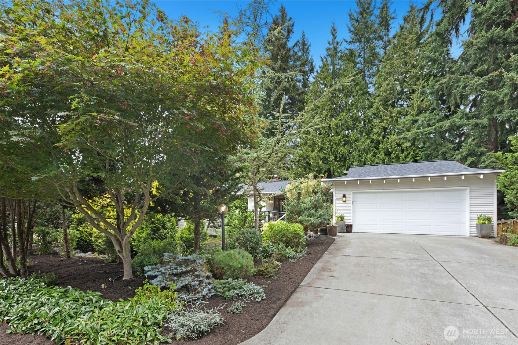 Bellevue - 14406 NE 11th Place