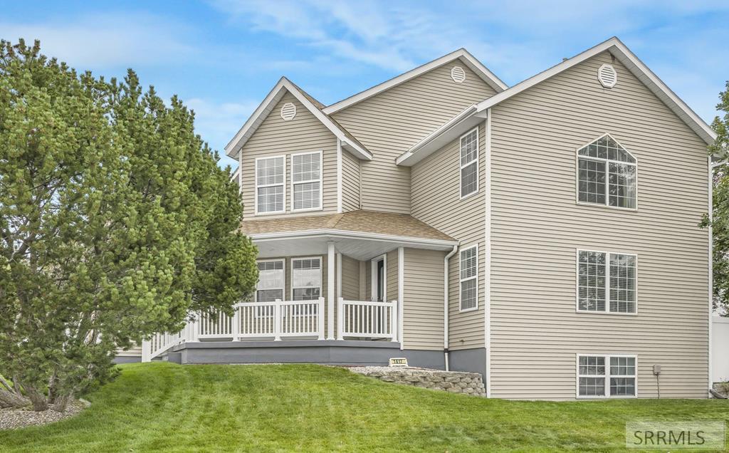 1617 Calico Circle