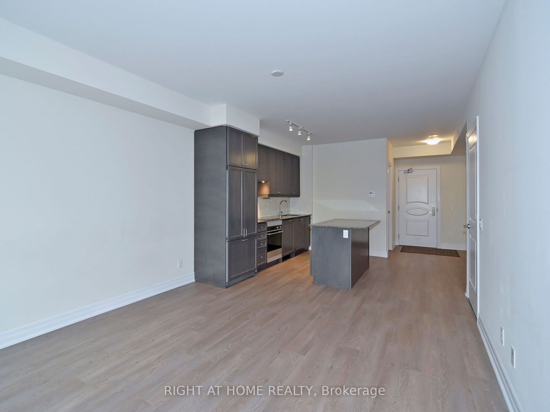 9075 S Jane St 1005