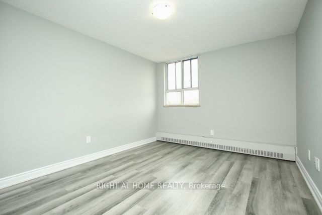 1615 Bloor St 304