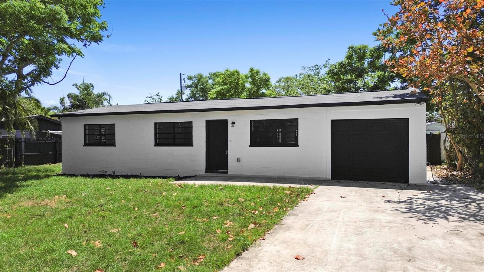 2675 Mimosa Lane