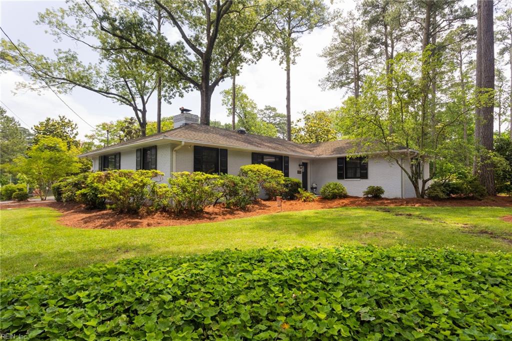 1301 Penguin Circle, Virginia Beach, VA 