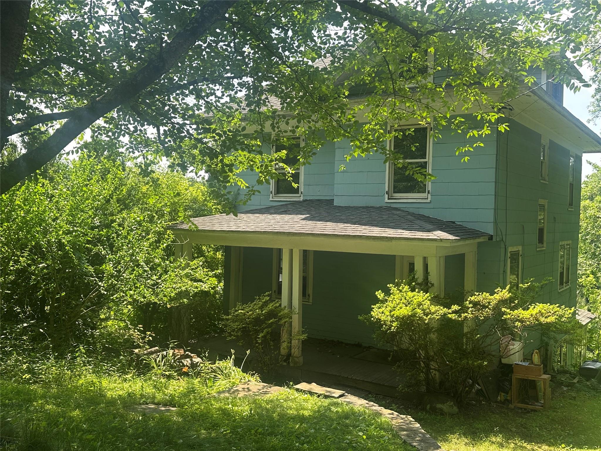 Katonah: Never on market has been in family for decades. This home is a complete rehab project cash buyers only.  Location is great 5 minutes to Hamlet  for fine dinning, unique shops, cultural destinations and Metro North for convenient NYC and local commuting. Being sold in "AS IS" CONDITION interior and exterior. Katonah/Lewisboro Schools, Bedford Recreation. Property viewed by appointment only no one can walk on property without a confirmed appointment with your representative and listing agent has to accompany. Not all interior photos are posted on MLS