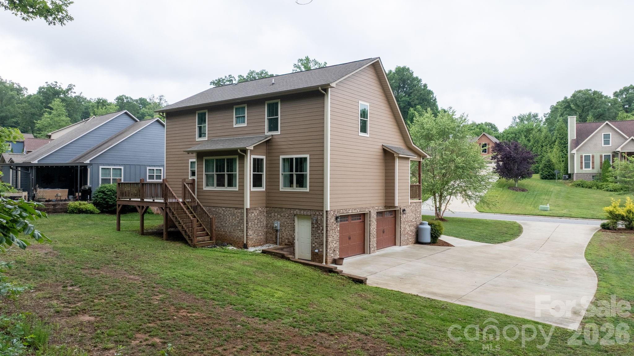 124 Maplewood Court
