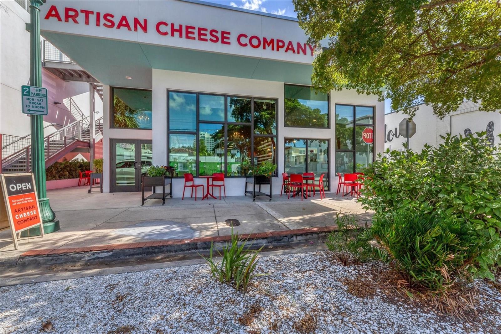 750 N Tamiami Trail PH6