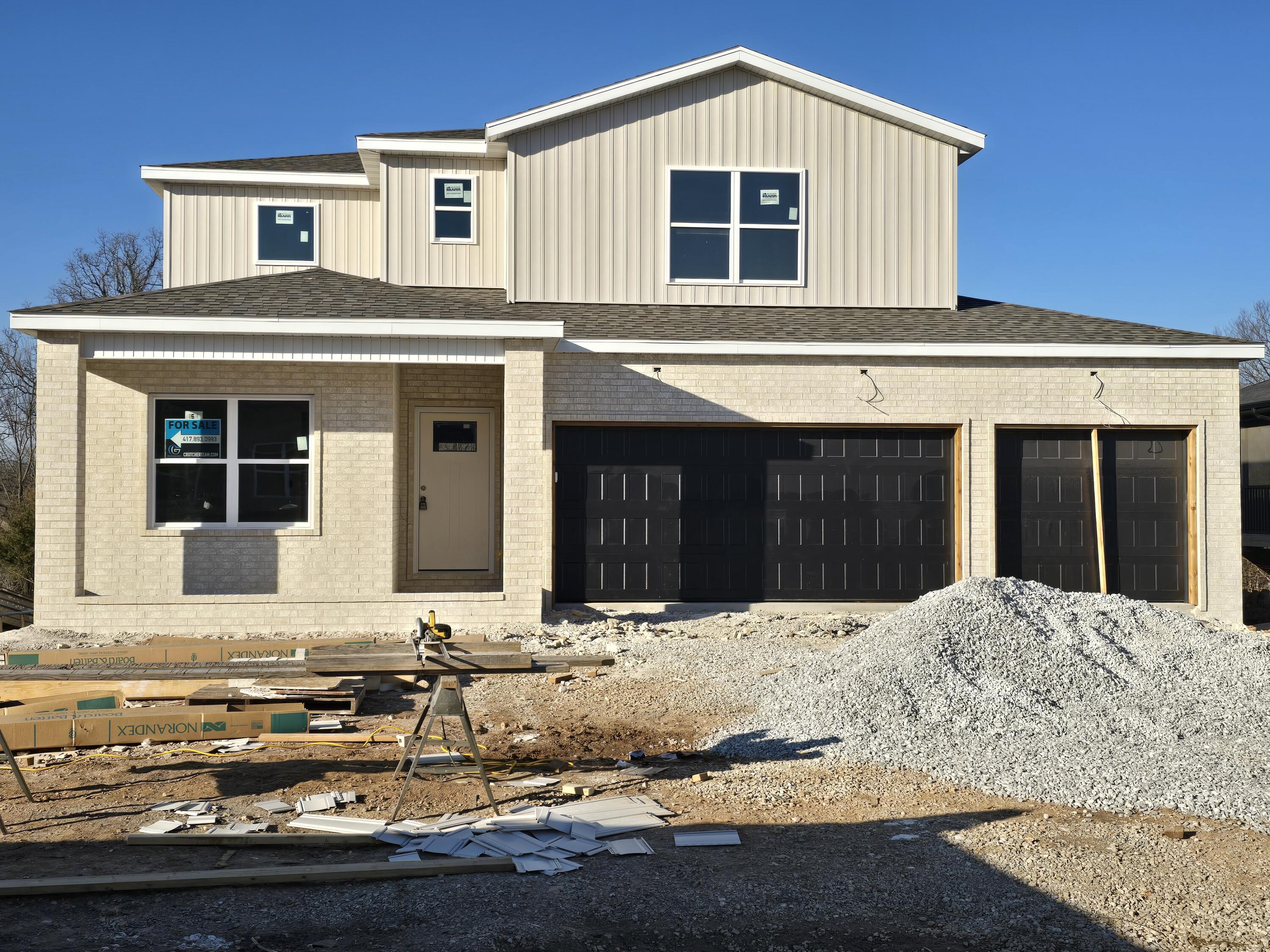 116 E Acacia Circle