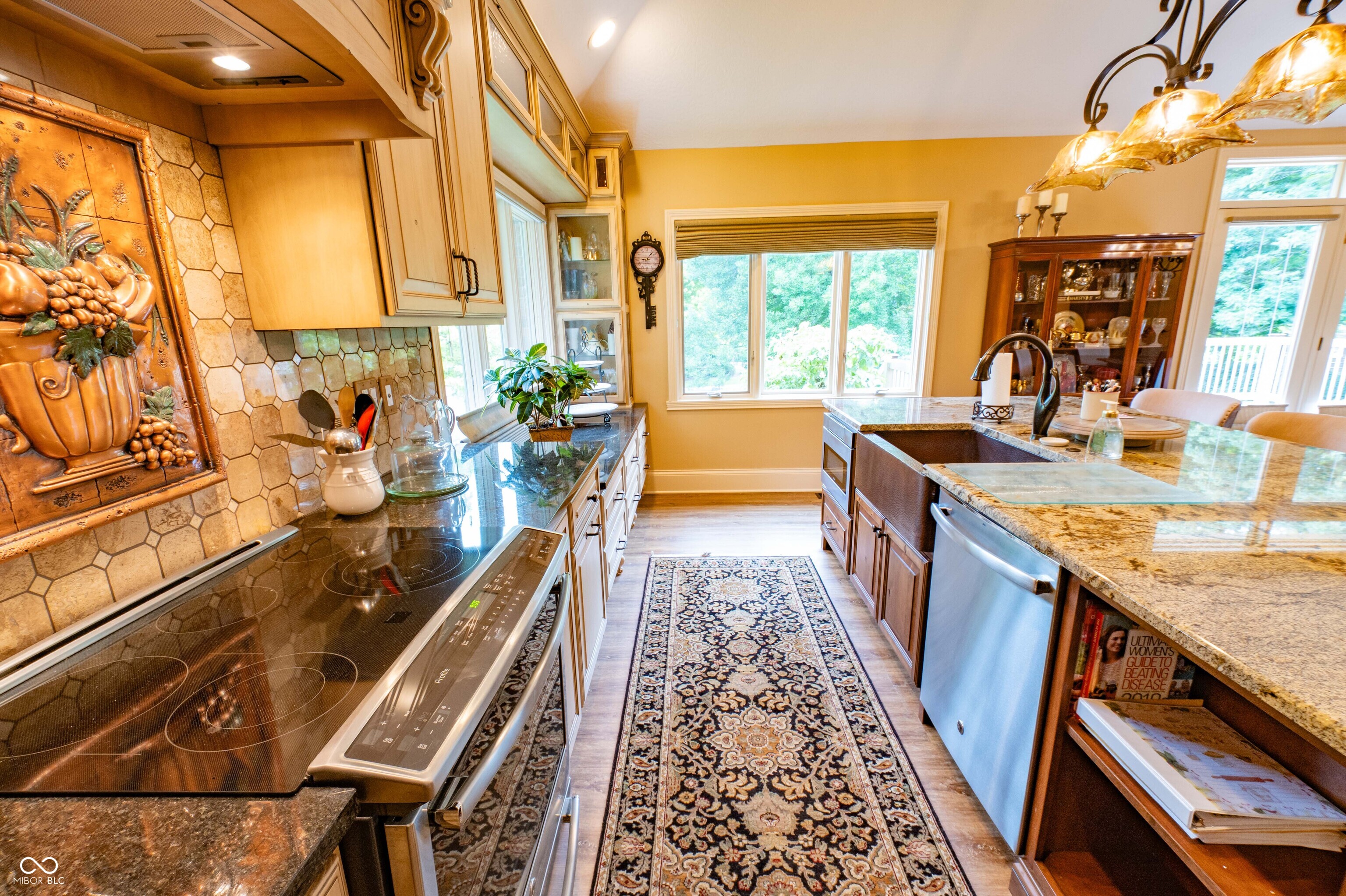 1851 Broadleaf Court
