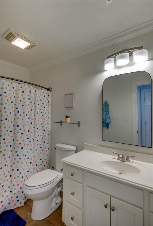 5861 Bluebonnett Drive