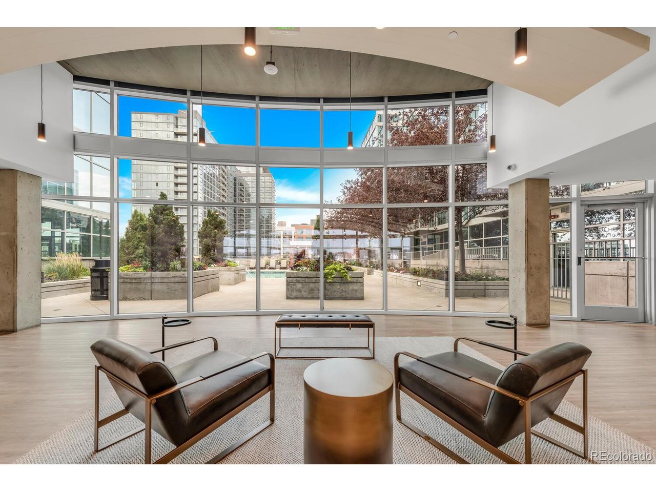 1700 Bassett St 2117