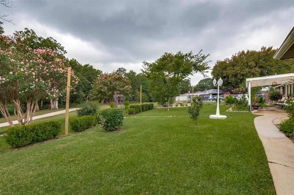 950 Shady Cove Place
