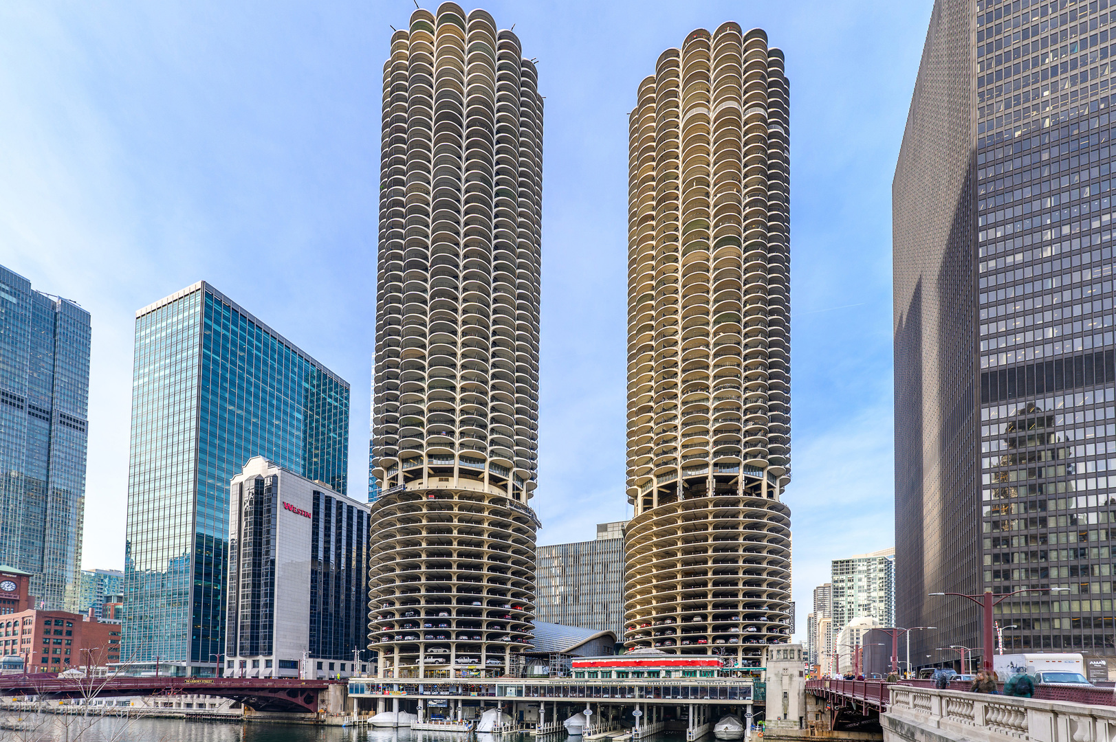 Unbelievable West River views from this great studio on one of the best studio tiers in Marina Towers. Newer a/c and thermostat. Ideally located adjacent the Chicago River Walk, close to many great restaurants, bars, theaters, museums, and the lakefront path. The building has a grocery store, dry cleaner, laundry room, workout room and package room. 24-hour security. Association currently has over $9M in reserves.   No specials planned.   Investor friendly, no leasing restrictions.   No AirBnB.    As-is condition, estate sale.