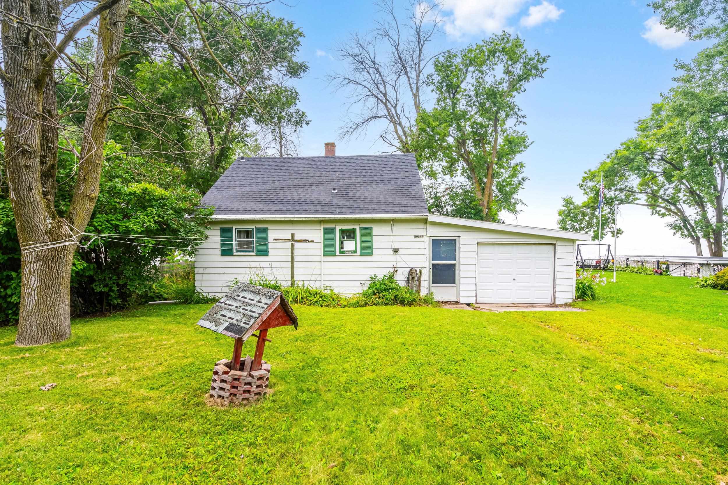 N9015 Debaker Lane