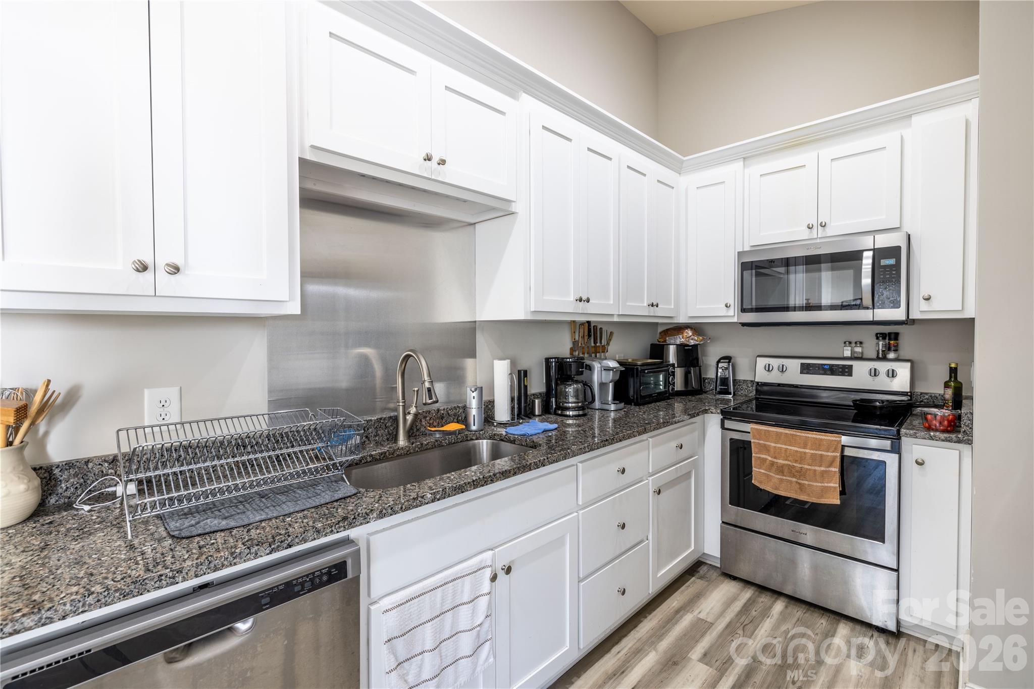 194 Hattaway Circle