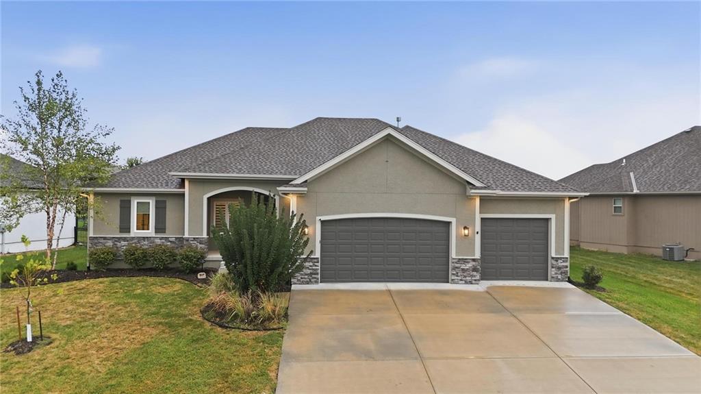 1067 SW Conch Circle