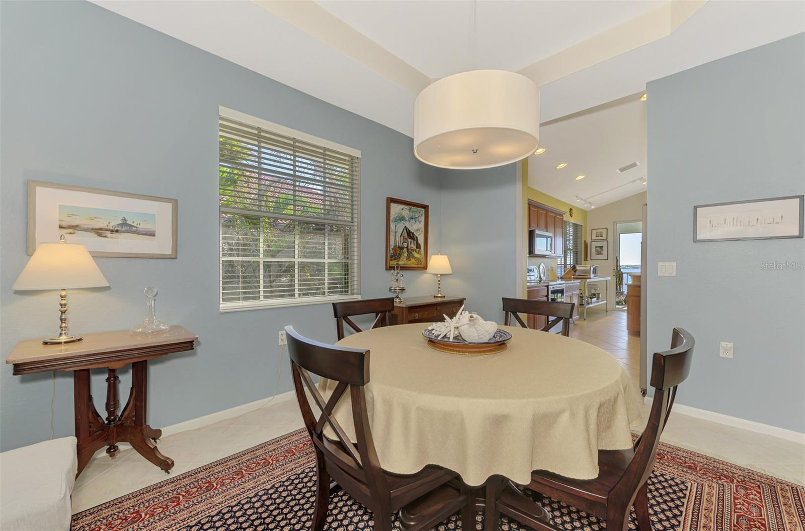 4628 Club Drive H201