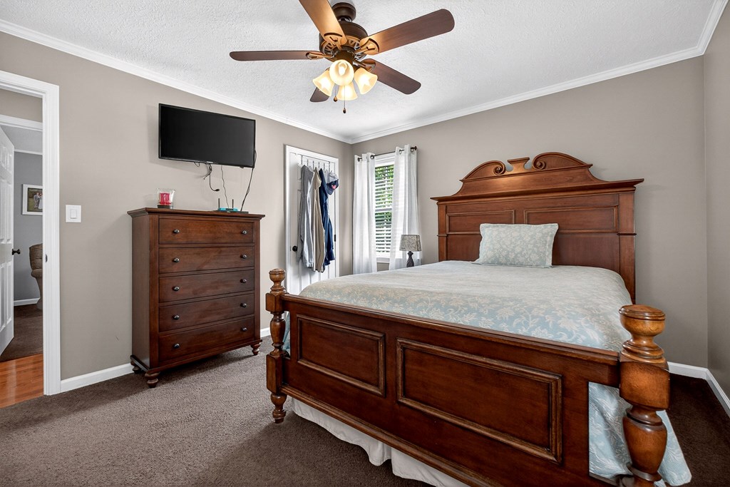 80 Hidden Hollow Ln