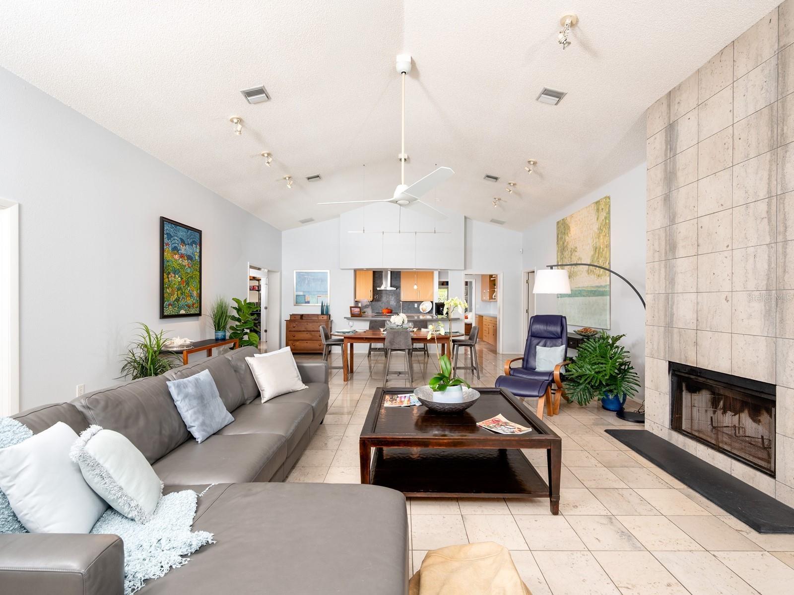721 Cadiz Road