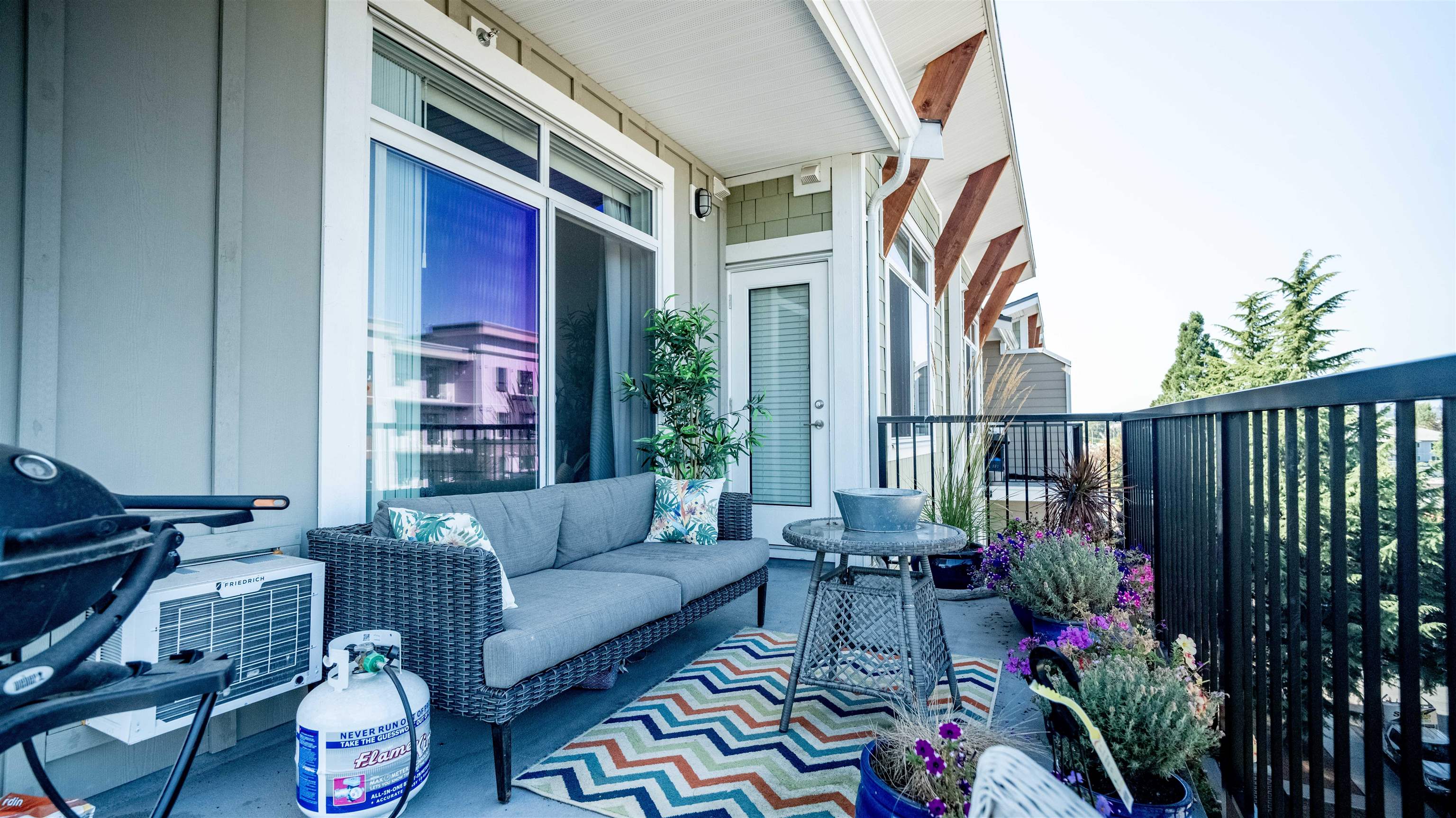 20696 Eastleigh Crescent 503