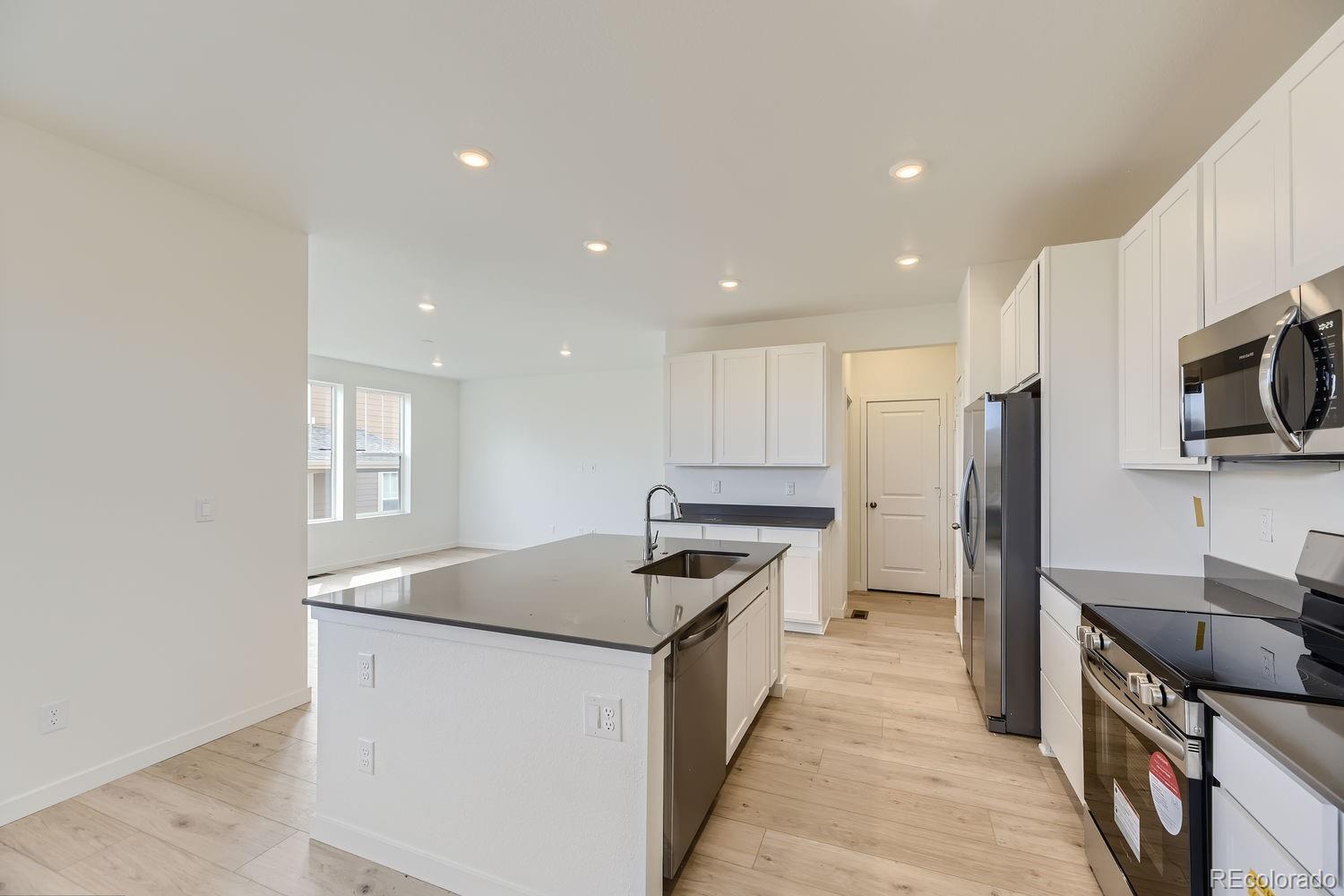 8960 Wintertide Court