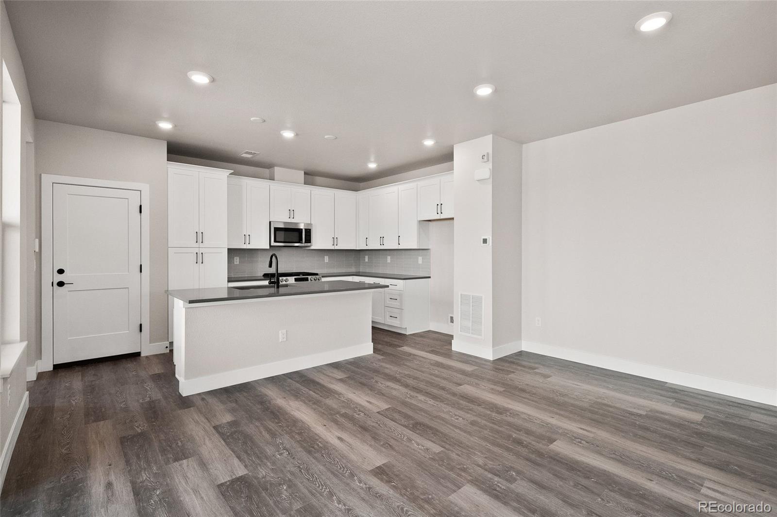 8741 Whiteclover Street