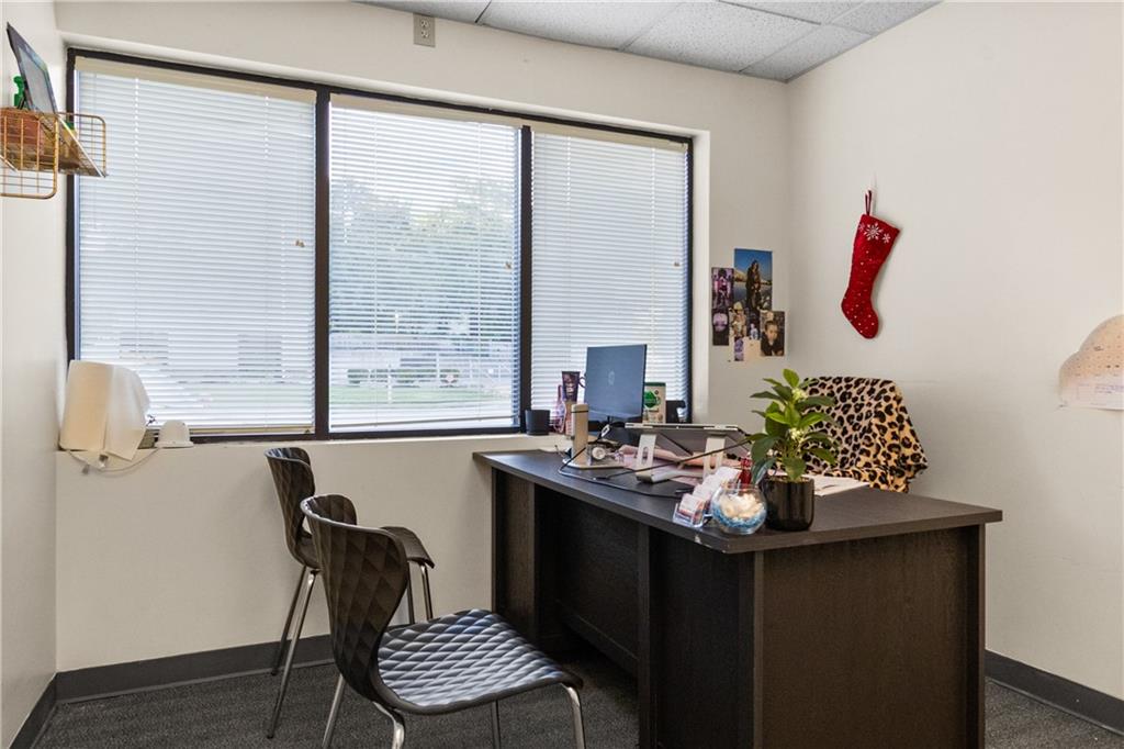 1119-1125 Merriam Lane