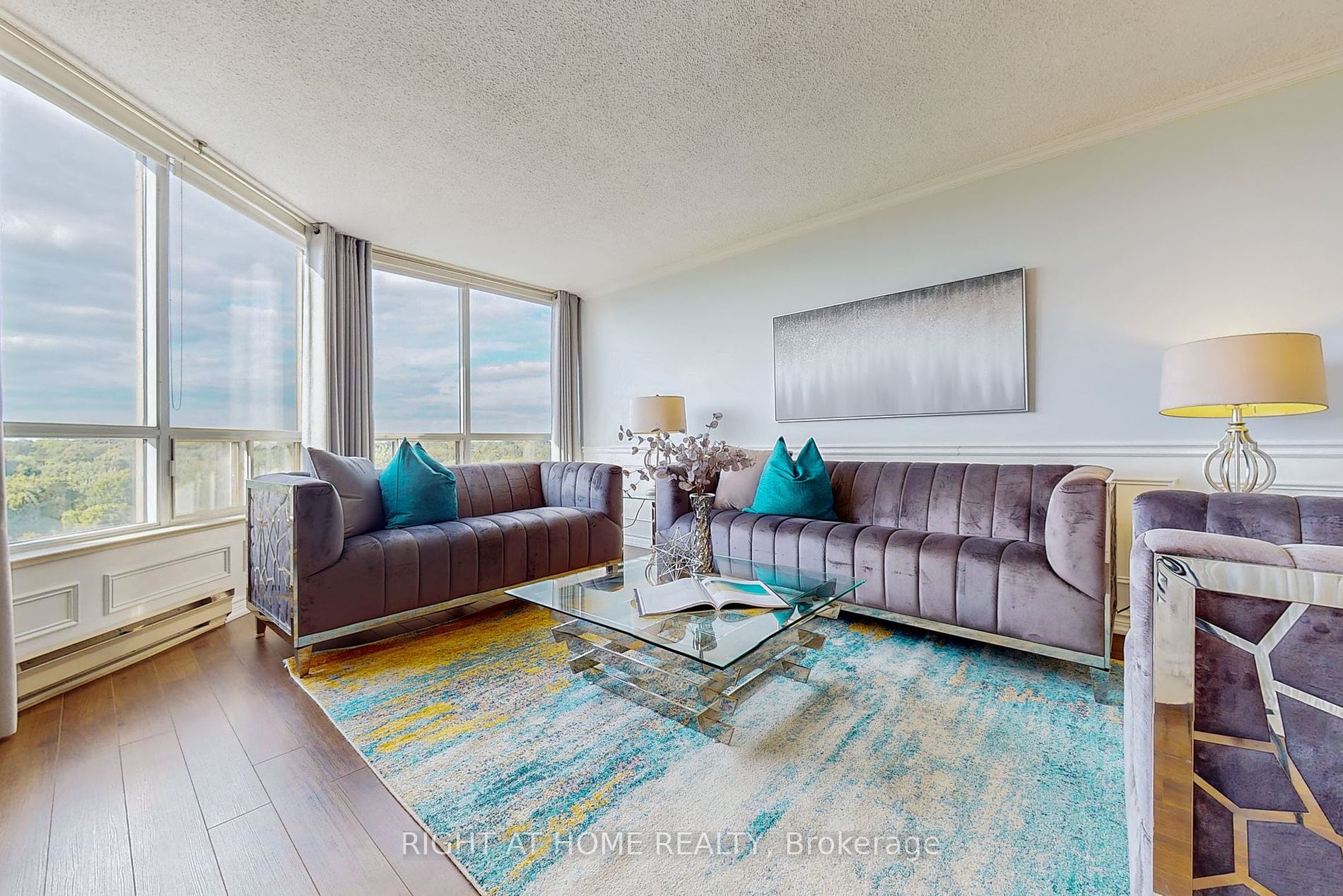 168 Bonis Ave 805