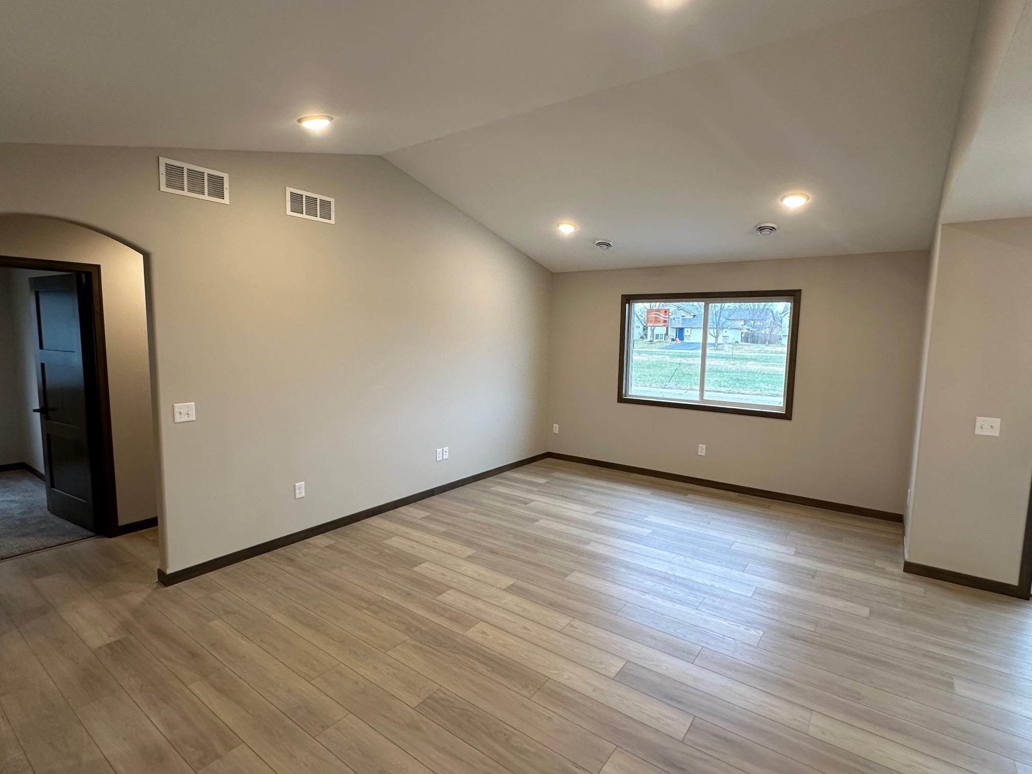 1701 Knottingham Drive