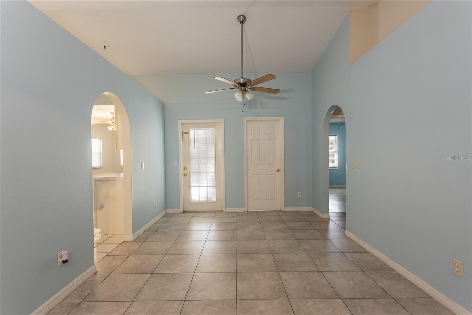 72 Prattwood Lane