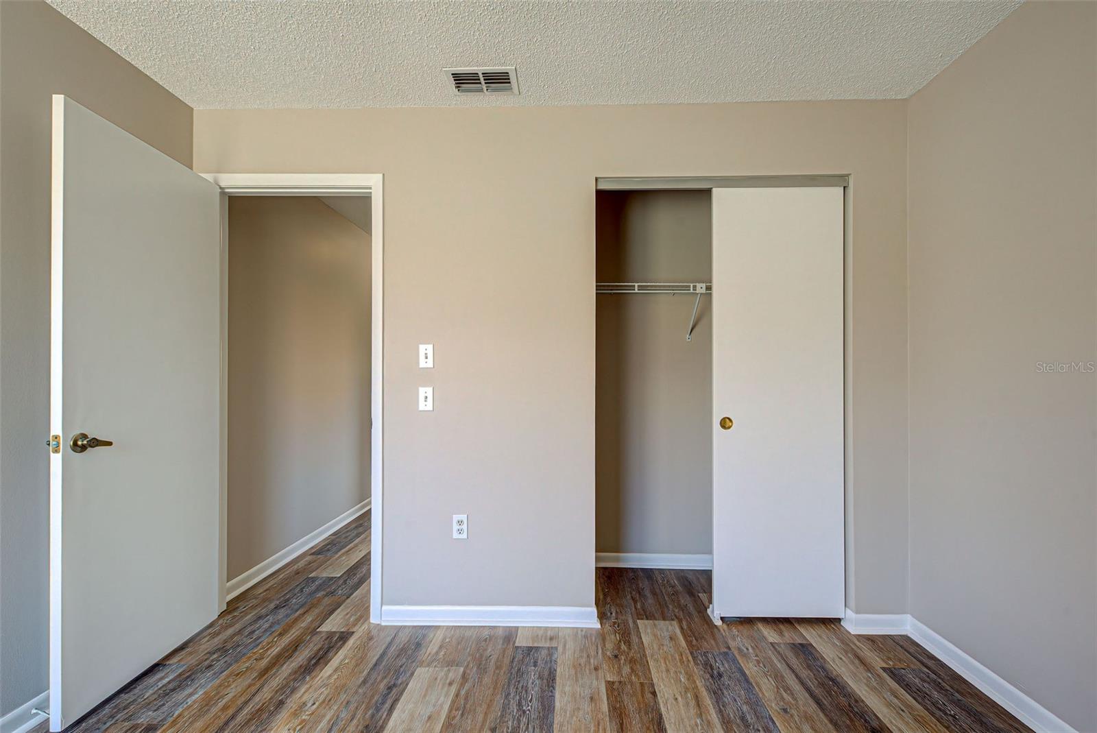 184 Inlets Boulevard 184