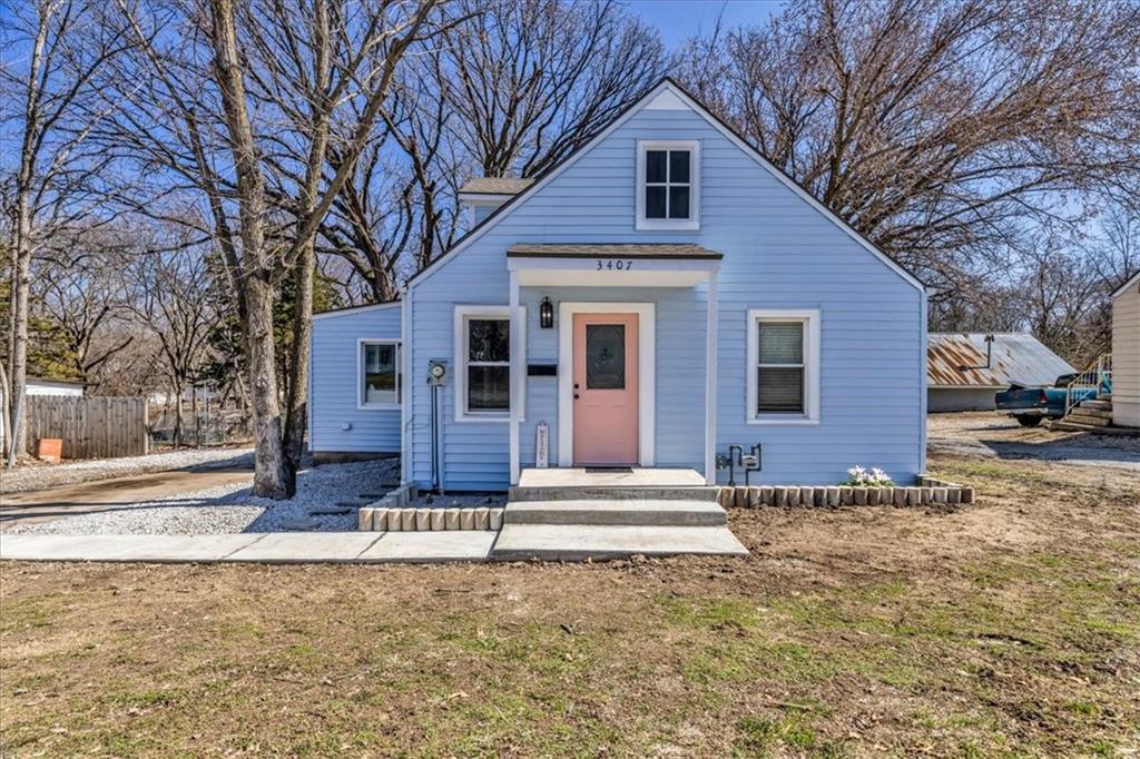 3407 S Sterling Avenue S