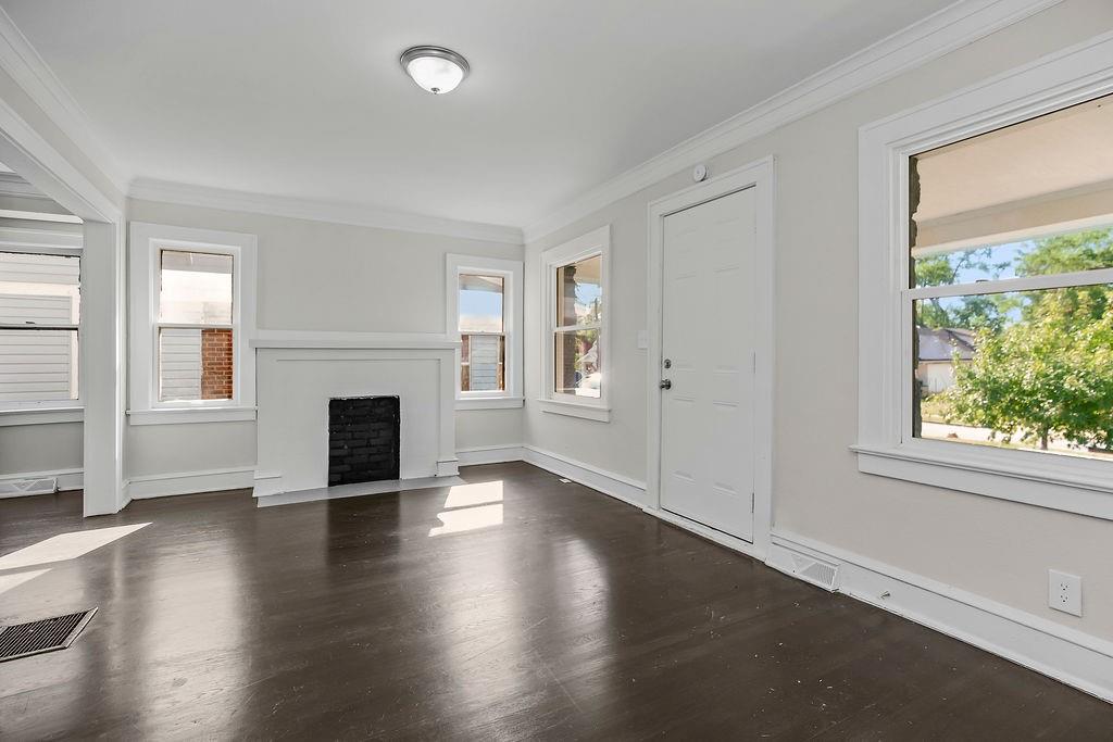 5611 Highland Avenue