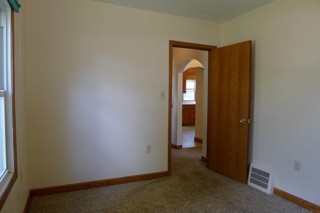 400 S Iowa Street