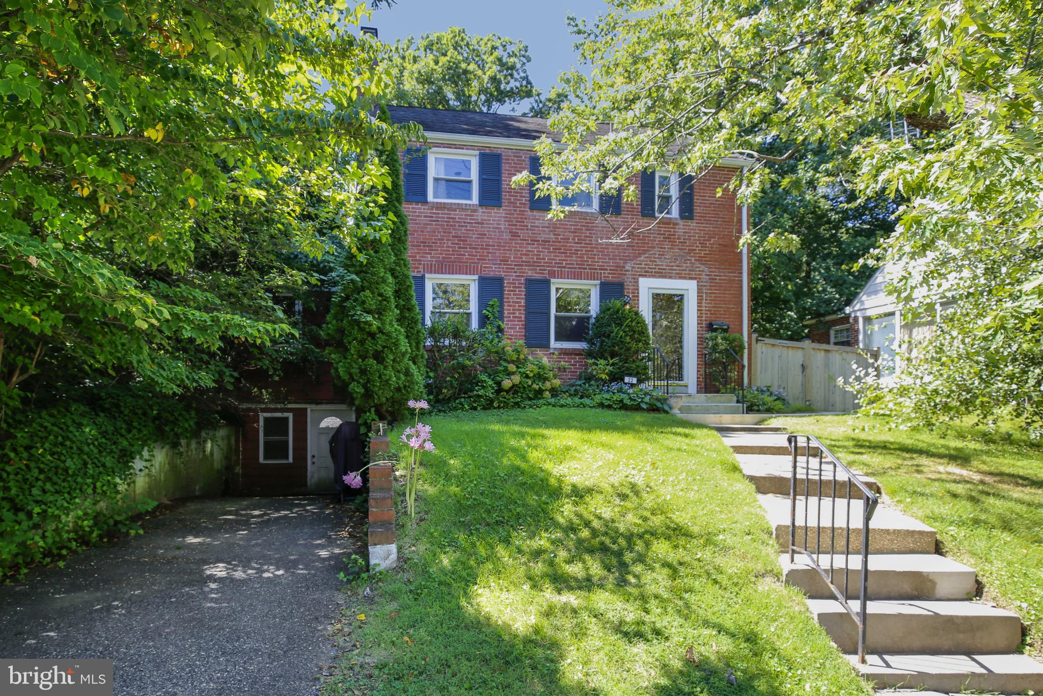 22 Melbourne Avenue