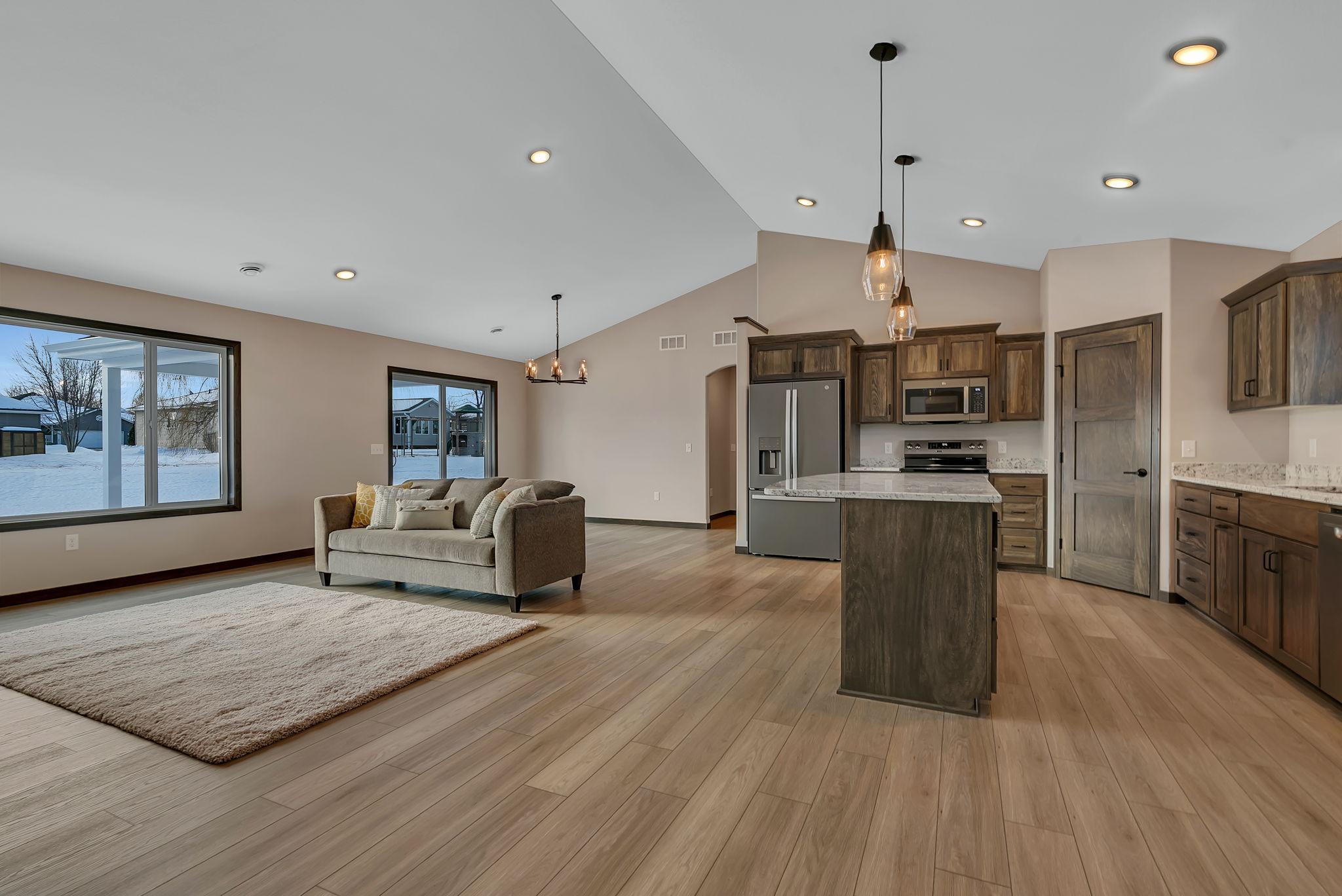 129 Highlands Boulevard