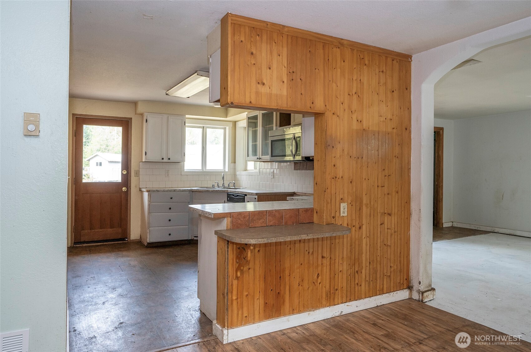 11 E Mox Chehalis Road